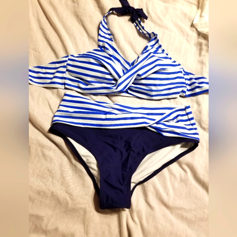 Nwot nautical swim large cute